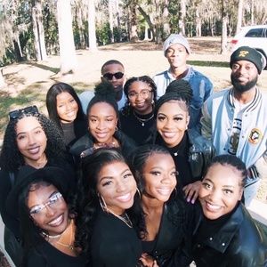 Meet your Posher, Laura